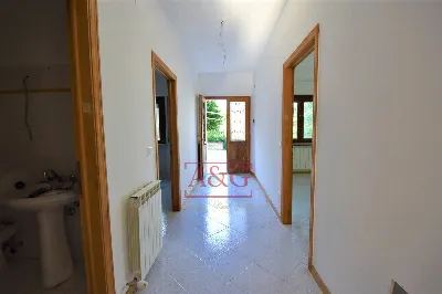 Appartamento in vendita a Montemonaco - foto 3