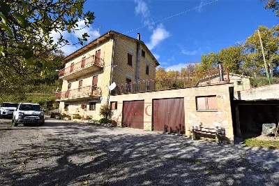 Appartamento in vendita a Montemonaco - foto 2