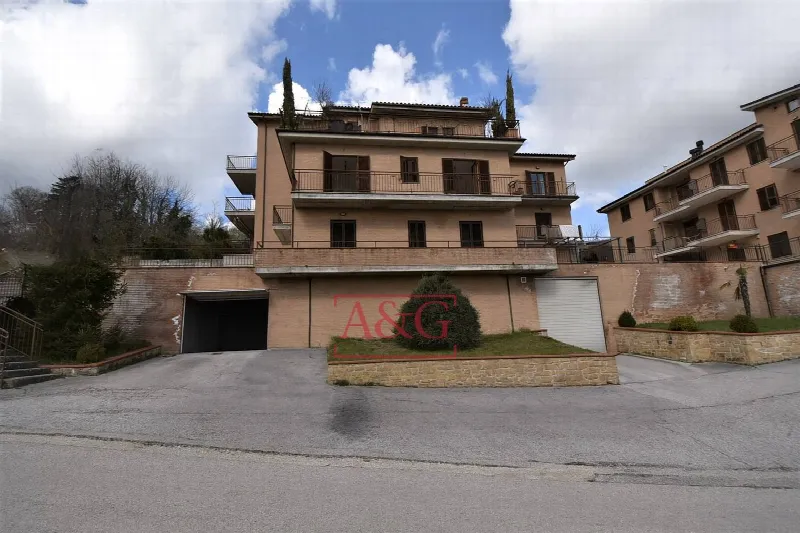 Appartamento in vendita a Sarnano - foto 1