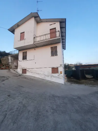 Appartamento in vendita a Monsampietro Mor... - foto 1