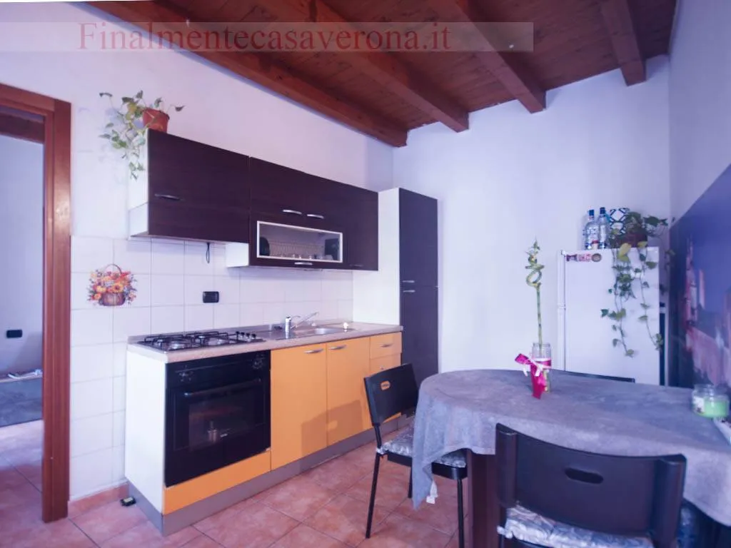 Appartamento in vendita a Verona, Santa Lucia, Golosine, Zona Fiera - foto 4
