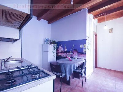 Appartamento in vendita a Verona, Santa Lu... - foto 8