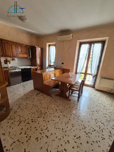 Appartamento in vendita a Fara in Sabina - foto 3