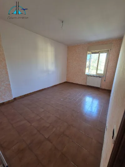 Appartamento in vendita a Fara in Sabina - foto 4