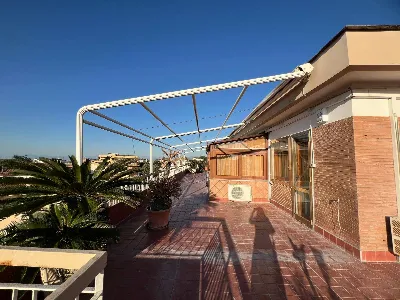 Attico in vendita a San Sebastiano al Vesu... - foto 2