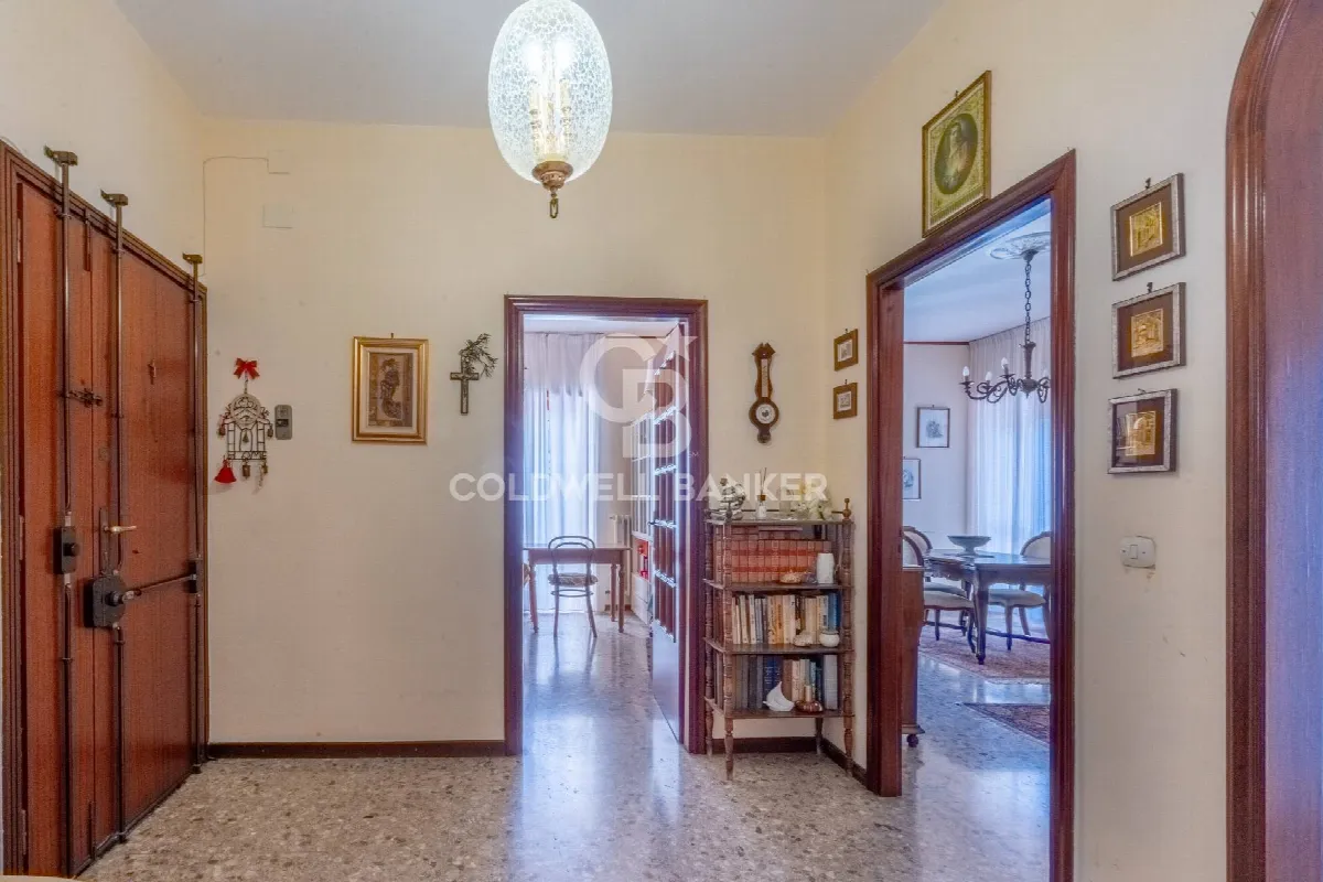 Appartamento in vendita a Brindisi, Centro Storico, Cappuccini, Commenda - foto 3