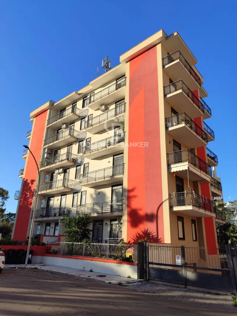 Appartamento in vendita a Brindisi, Bozzano, Santa Chiara, Sant'angelo - foto 1