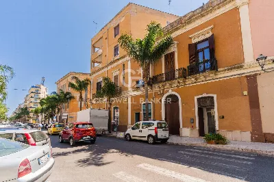 Appartamento in vendita a Brindisi, Centro... - foto 1