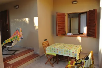 Appartamento in vendita a Trinità d'Agultu... - foto 4