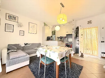 Appartamento in vendita a Trinità d'Agultu... - foto 1