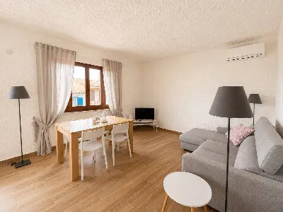 Appartamento in vendita a Trinità d'Agultu... - foto 1