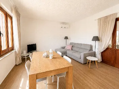 Appartamento in vendita a Trinità d'Agultu... - foto 3