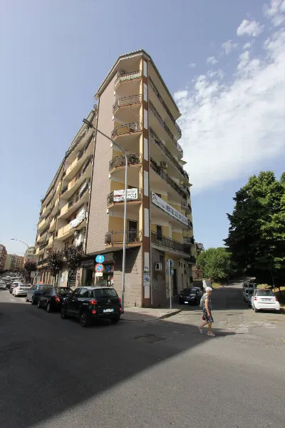 Appartamento in vendita a Cosenza, Centro,... - foto 2