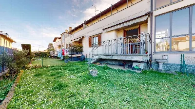 Appartamento in vendita a Venegono Superio... - foto 2