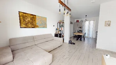Appartamento in vendita a Venegono Superio... - foto 2
