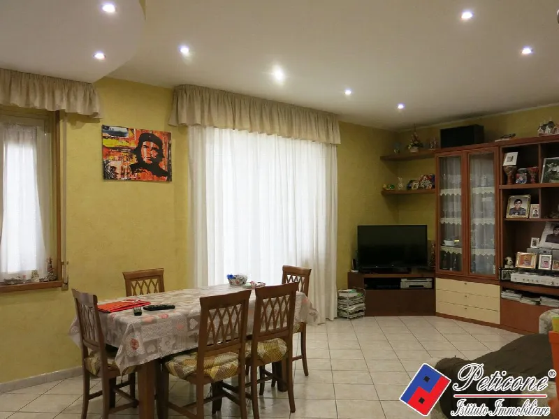 Appartamento in vendita a Vallecorsa - foto 1