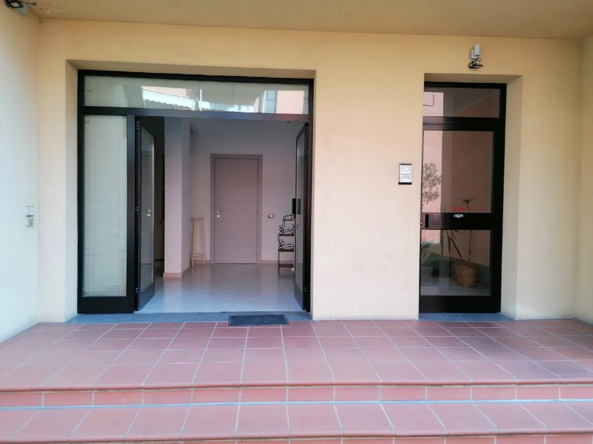 Appartamento in vendita a Lecco, Maggianico, Bione, Chiuso, Pescarenico - foto 2
