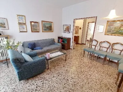 Appartamento in vendita a Lecco, Castello,... - foto 1