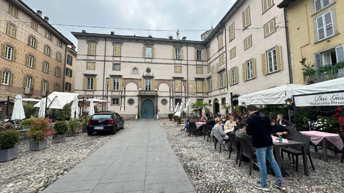 Appartamento in vendita a Bergamo, Città Alta - foto 2