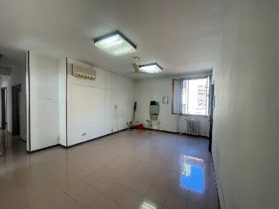 Appartamento in vendita a Ferrara, Centro - foto 1