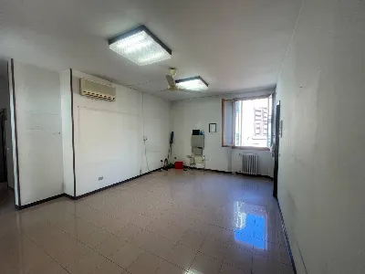 Appartamento in vendita a Ferrara, Centro - foto 2
