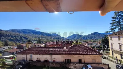 Appartamento in vendita a Cugliate-Fabiasc... - foto 2