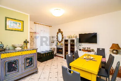 Appartamento in vendita a Laveno-Mombello - foto 2