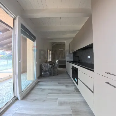 Appartamento in vendita a Cadegliano-Vicon... - foto 5