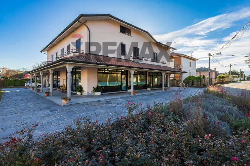Appartamento in vendita a Monvalle - foto 1