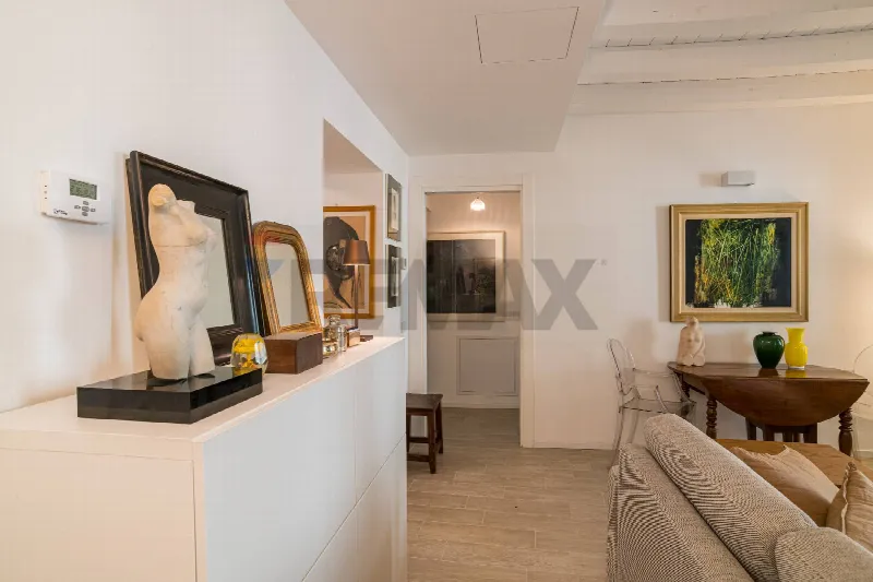 Appartamento in vendita a Como, Centro - foto 4