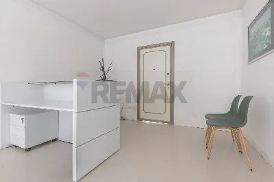 Appartamento in vendita a Varese, Centro, ... - foto 4