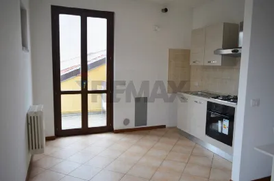 Appartamento in vendita a Varese, Centro, ... - foto 2