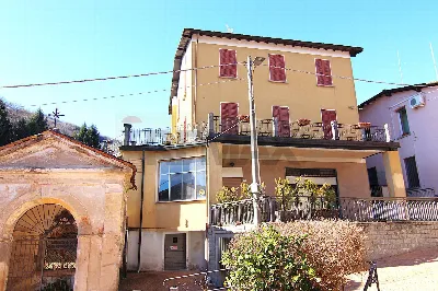 Appartamento in vendita a Cuasso al Monte - foto 2