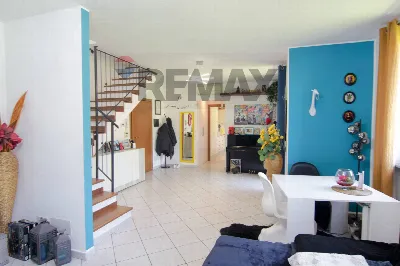 Appartamento in vendita a Lozza - foto 3