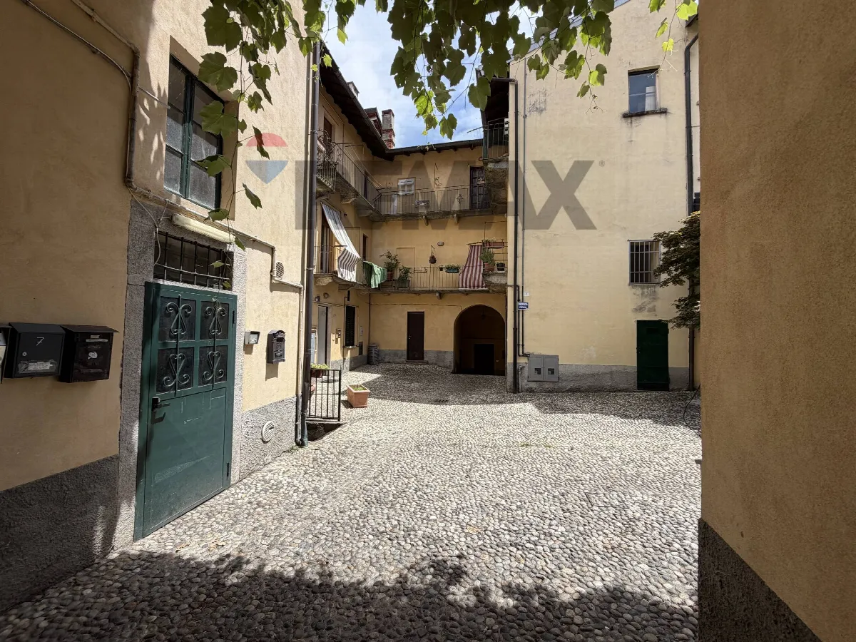 Appartamento in vendita a Barasso - foto 2