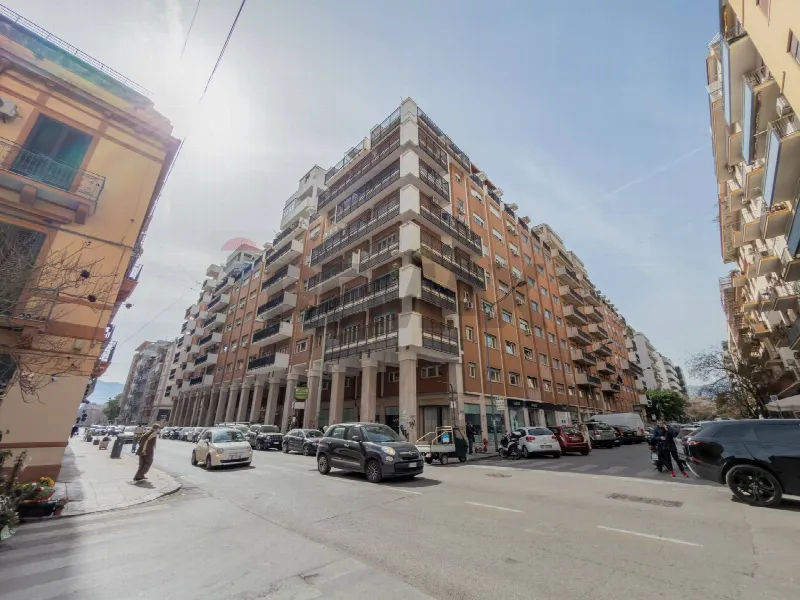 Appartamento in vendita a Palermo, Libertà, Villabianca, De Gasperi, Croce Rossa, Sciuti, Politeama - foto 1