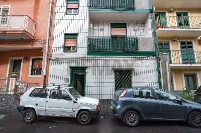 Appartamento in vendita a Tremestieri Etne... - foto 1