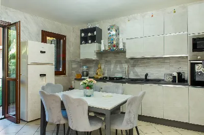 Appartamento in vendita a Motta Sant'Anast... - foto 3