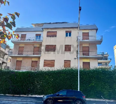 Appartamento in vendita a Catania, Barrier... - foto 1