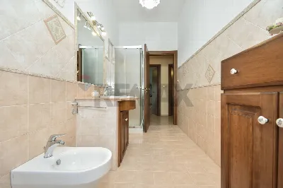 Appartamento in vendita a Gravina di Catan... - foto 9