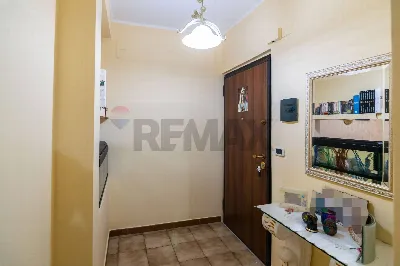 Appartamento in vendita a Aci Sant'Antonio - foto 2