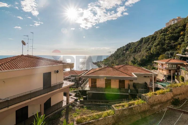Appartamento in vendita ad Acireale - foto 1