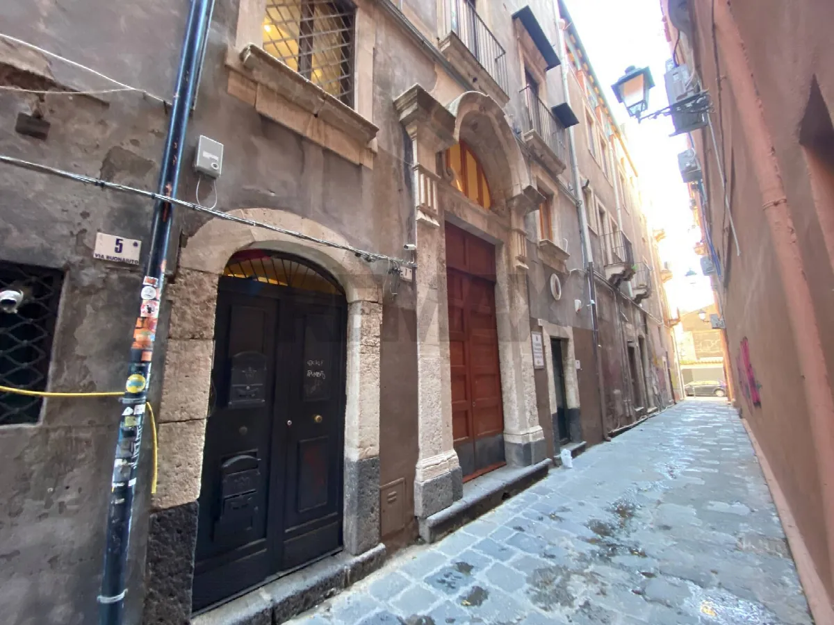 Appartamento in vendita a Catania, Centro Storico, Porto - foto 3