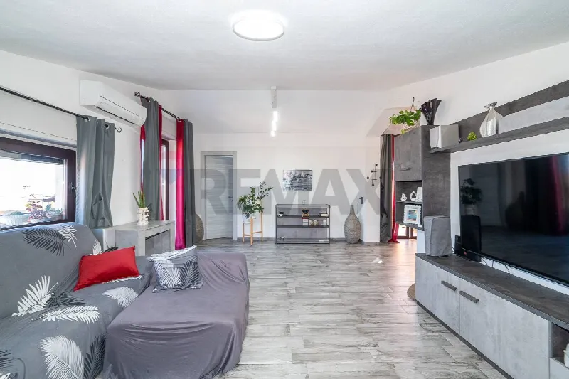 Appartamento in vendita ad Aci Sant'Antonio - foto 1