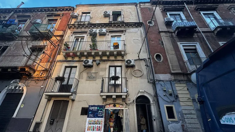 Appartamento in vendita a Catania, Centro Storico, Porto - foto 1
