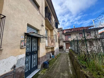 Appartamento in vendita a Maletto - foto 1