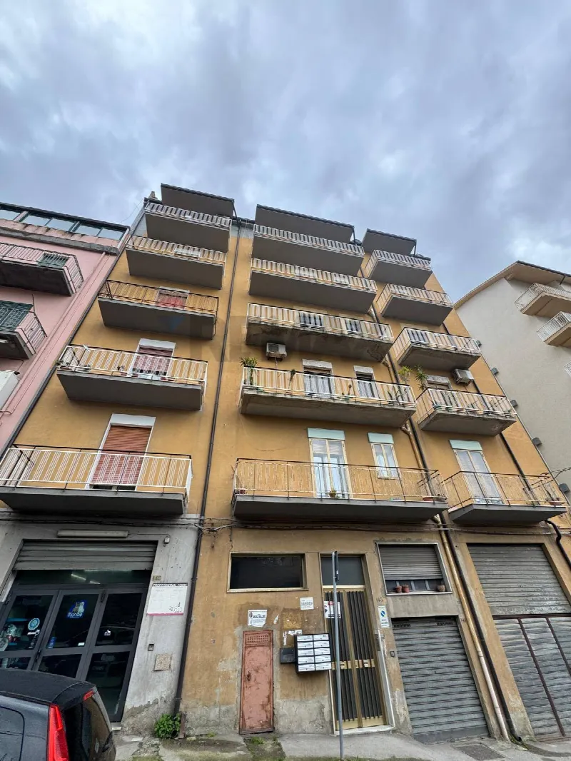 Appartamento in vendita a Leonforte - foto 1