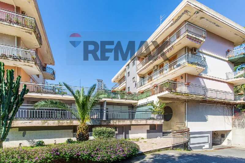 Appartamento in vendita ad Aci Catena - foto 1