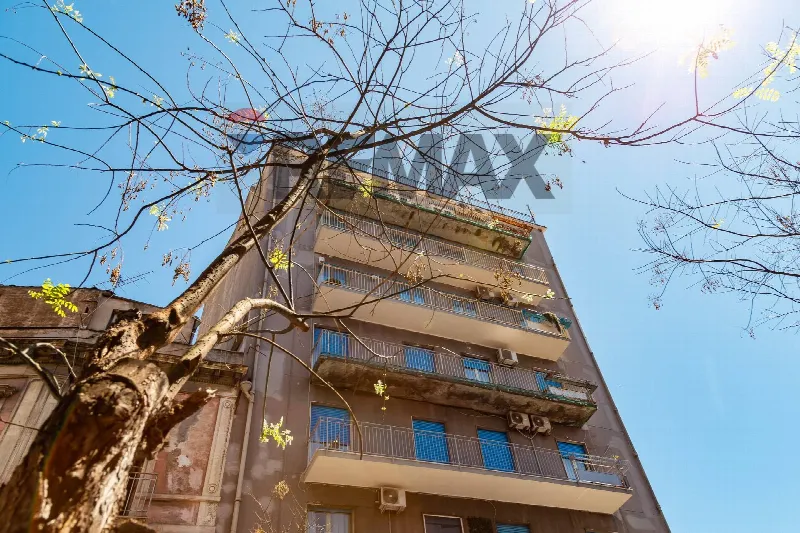 Appartamento in vendita a Catania, Centro Storico, Porto - foto 1