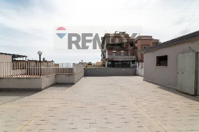 Appartamento in vendita a Catania, Barrier... - foto 2